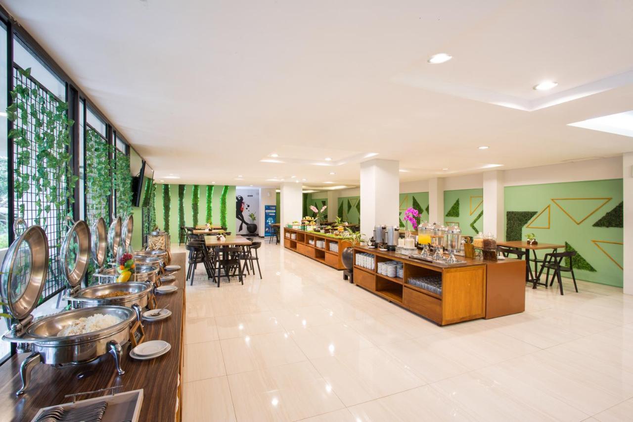 Regantris Malioboro Hotel Джокякарта Екстериор снимка